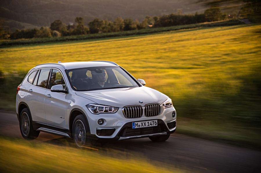  BMW X1 xDrive2.5d xLine 2015 года  (фото 7 из 30)